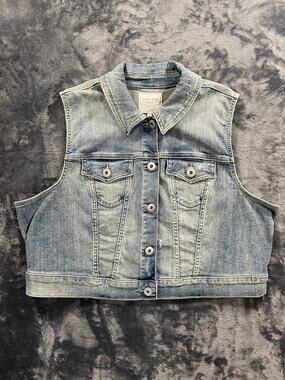 Torrid Denim Vest Crop Trucker Jean Jacket Distressed Plus Size 1X